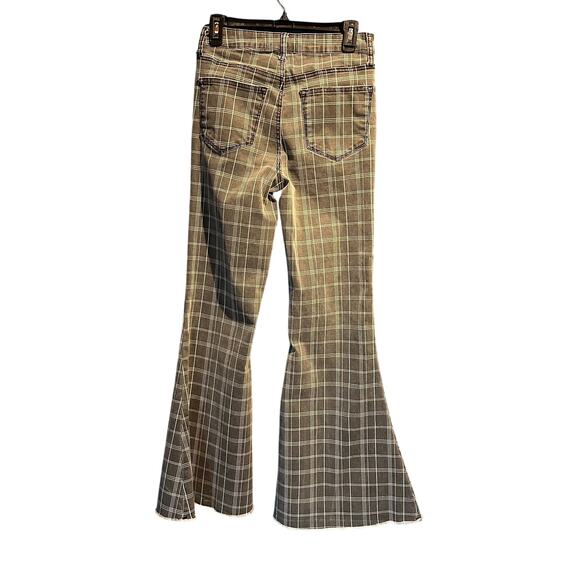 Fall Altar'd State Plaid Flare Bell Bottom Pants Size 27 Denim Gray White Plaid - Picture 2 of 7